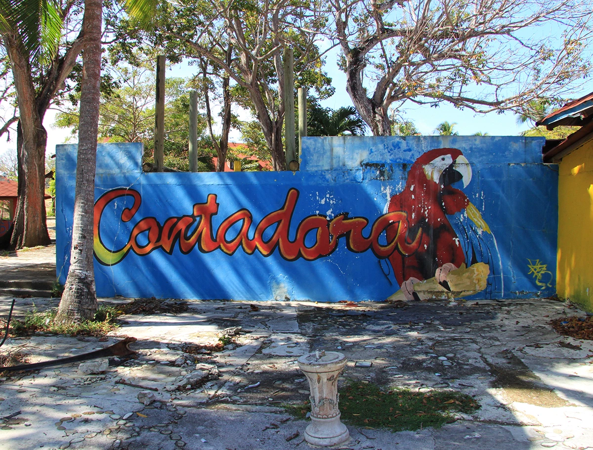 Welcome to Hotel Contadora Resort! A colorful mural graces the entrance.