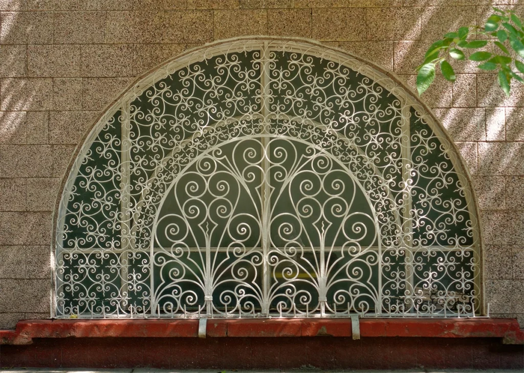 A Blend of Historic Style and Urban Life