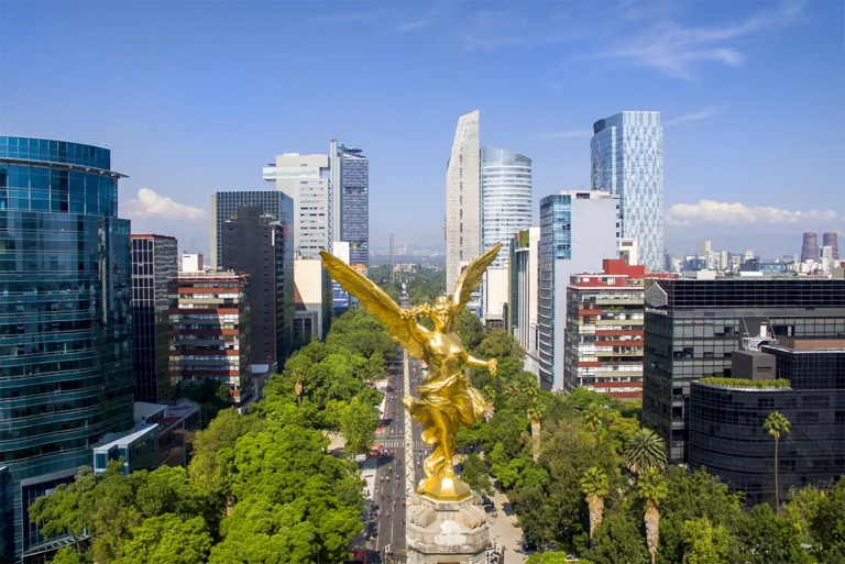 The Angel of Independence, located in one of the busiest and most tourist-visited areas of Mexico City, along Paseo de la Reforma Avenue.