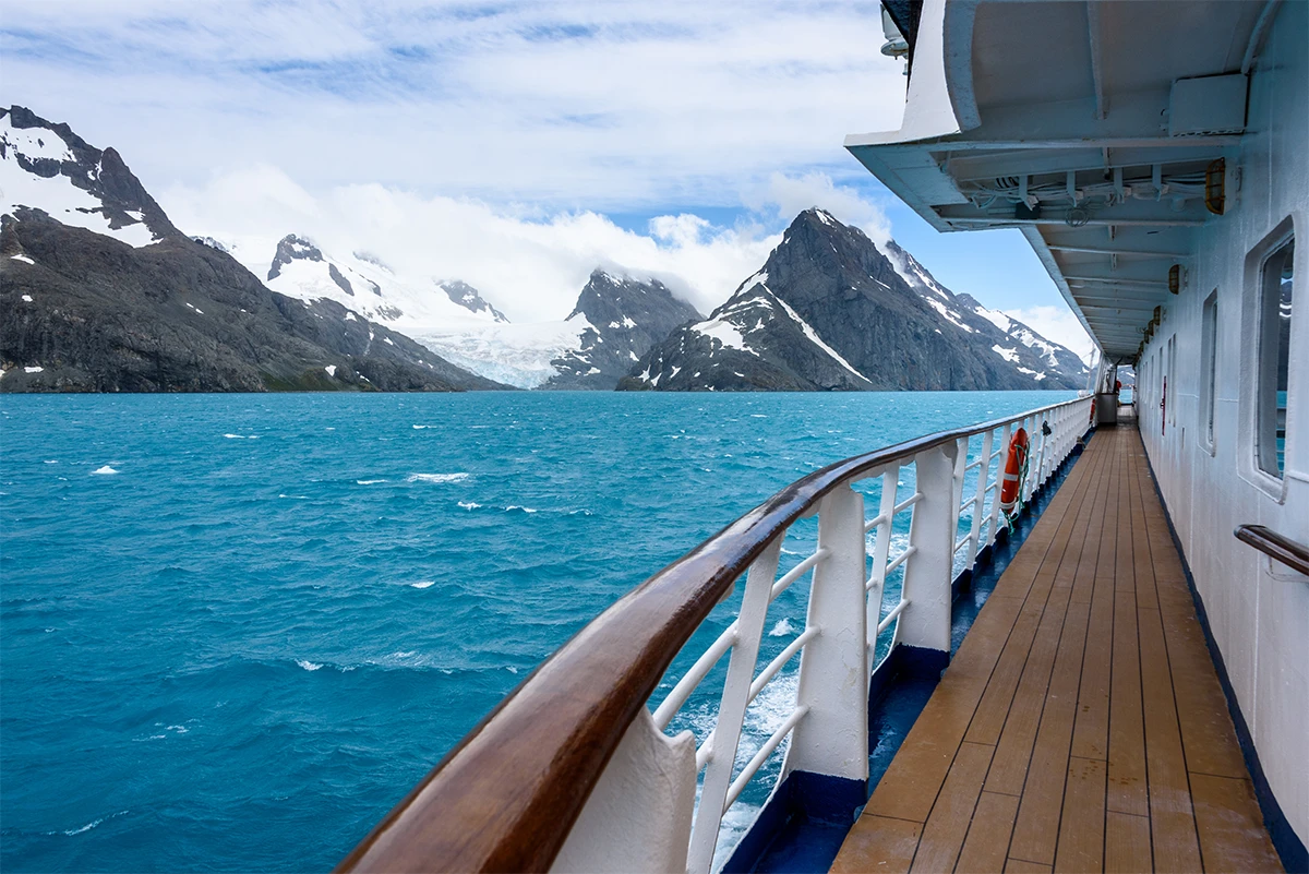 The Best Time of Year to Visit Antarctica